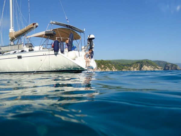 Kojencharter im Mittelmeer